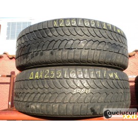 Cauciucuri 235/65/17 Bridgestone pentru iarna 2 bucati